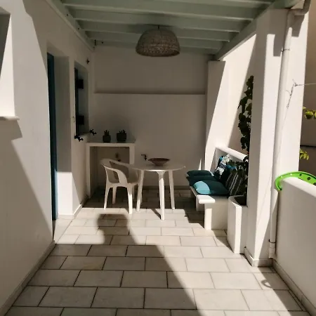 Ariadni's Nest Apartment